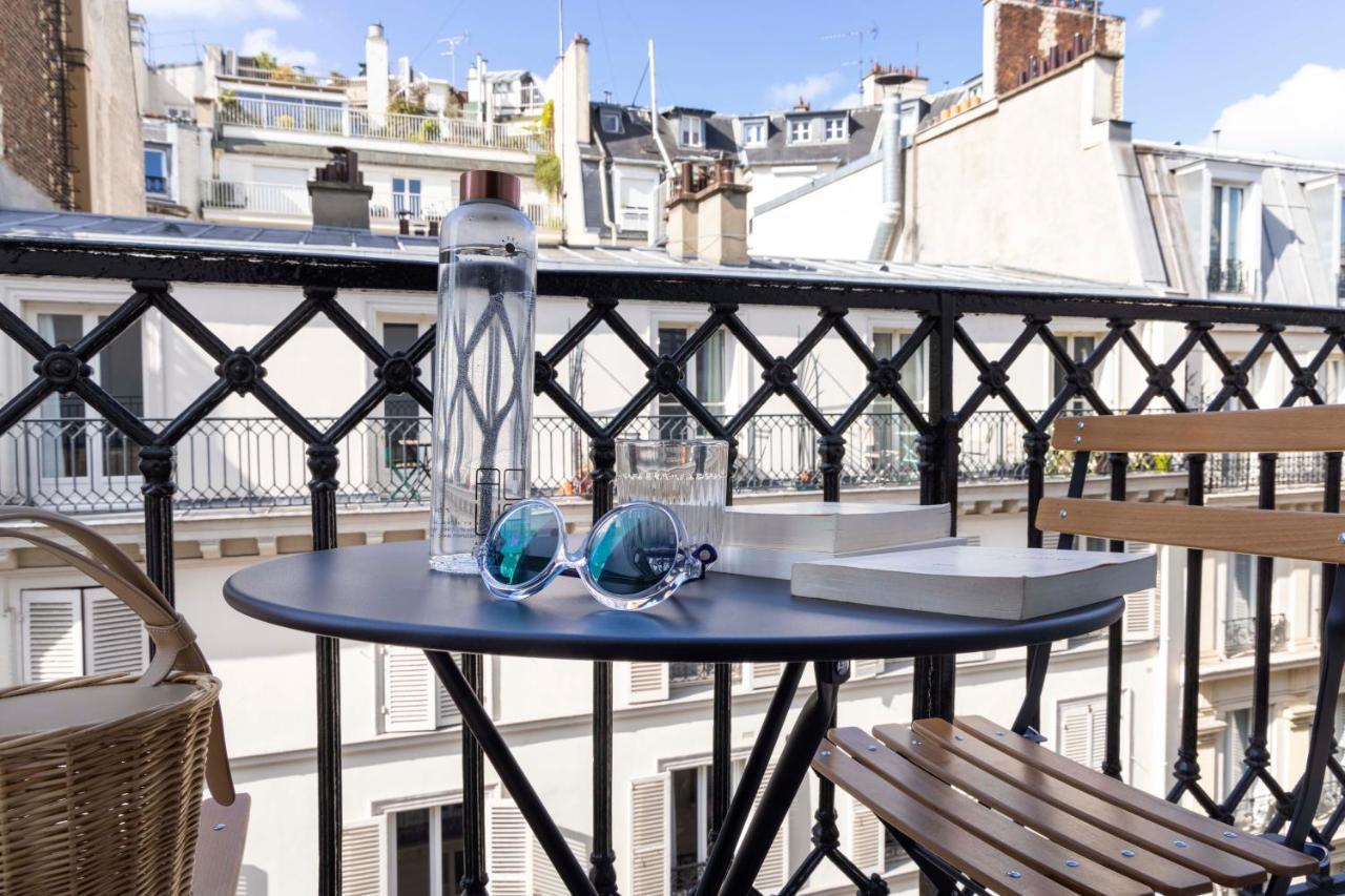 Hotel Dadou Paris Exterior photo
